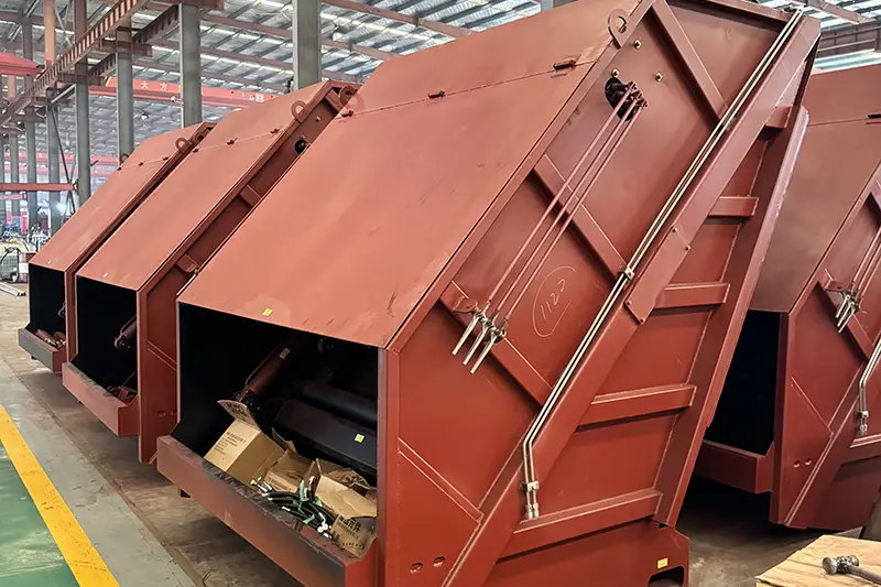 Carrosserie de camion à ordures compressée